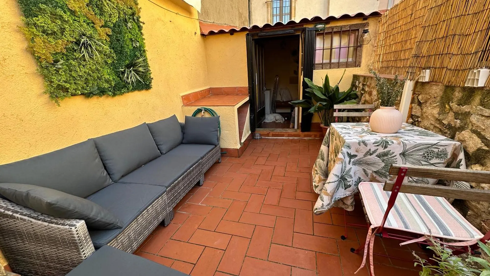 Brand New Tarraco Cathedral Cottage Tarragona Holiday home
